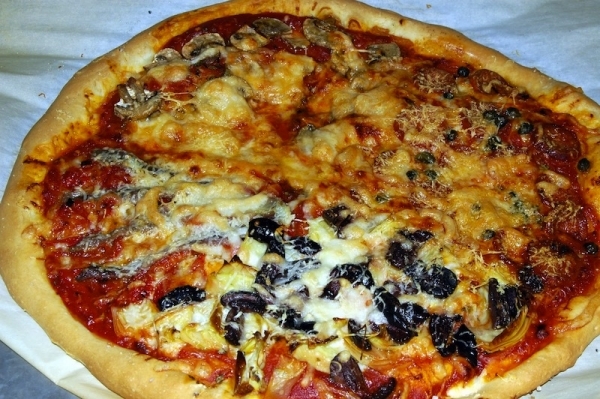 Pizza cuatro estaciones The cook monkeys